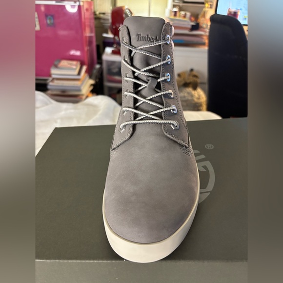 Timberland Women’s Dausette Sneaker Boot 10M NWT - Picture 3 of 9